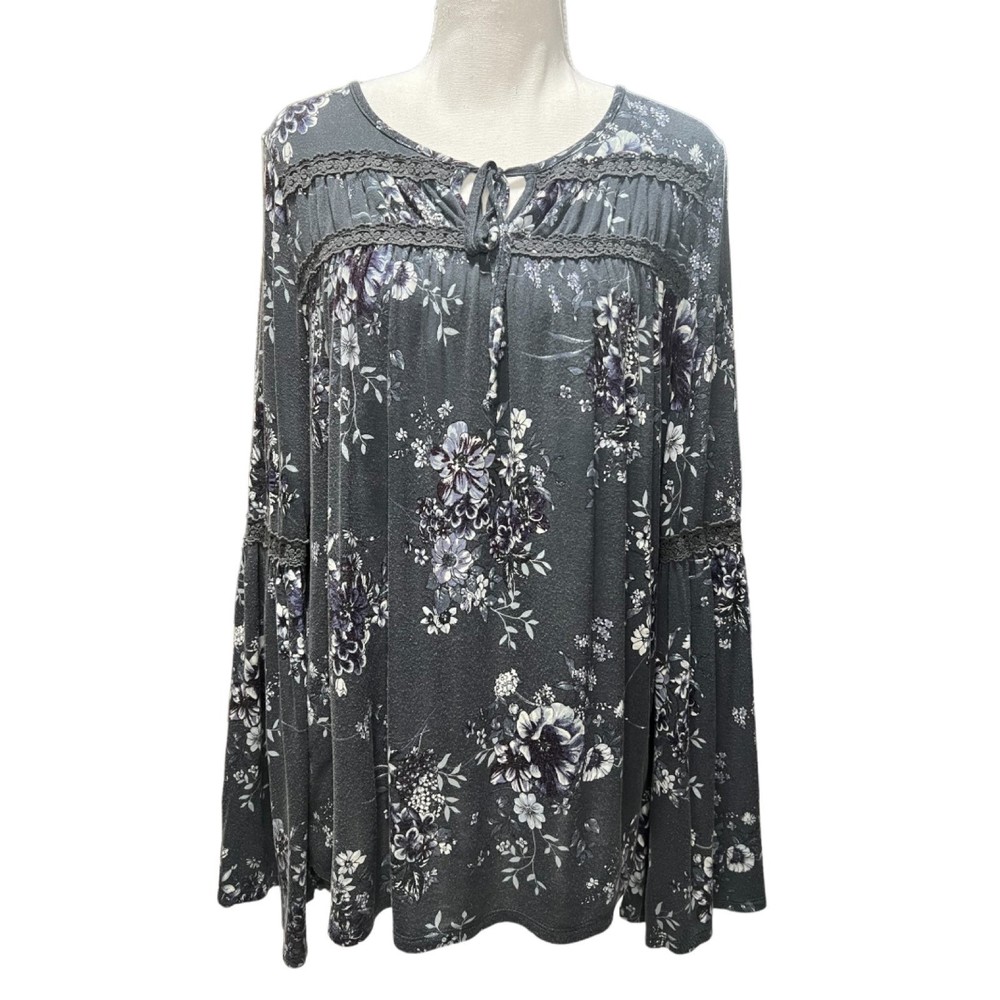 Knox Rose shirt with bell sleeves